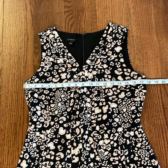 TALBOTS animal / leopard print Fit and Flare dress pleated black pink size 4 - Picture 7 of 11